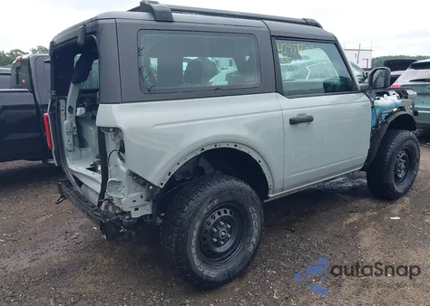 2023 Ford Bronco z USA, uszkodzony, nr VIN 1FMDE5AH5PLB27206